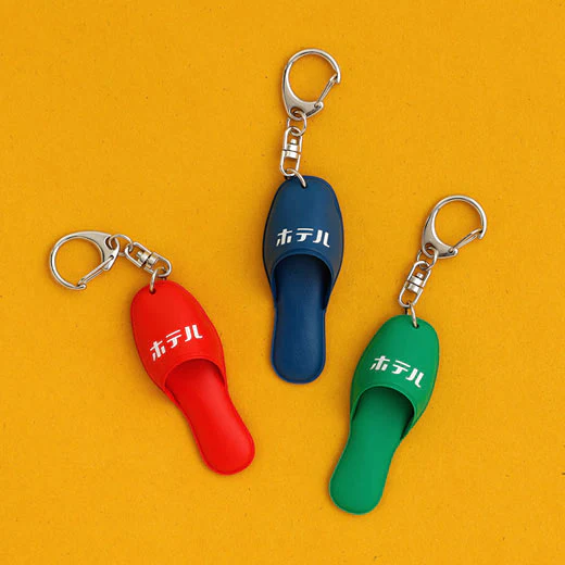 New Retro Hotel Slipper Keychain - Image 8